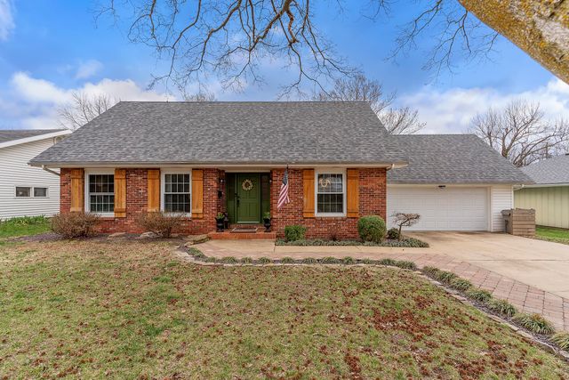 2012 E Shady Glen Drive, Springfield, MO 65804