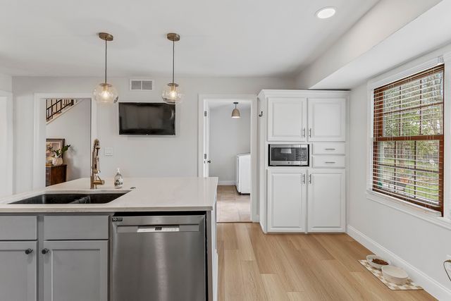 2012 E Shady Glen Drive, Springfield, MO 65804