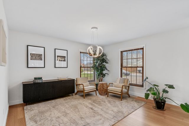 2012 E Shady Glen Drive, Springfield, MO 65804