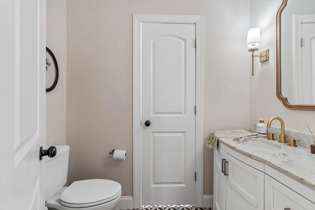 2012 E Shady Glen Drive, Springfield, MO 65804