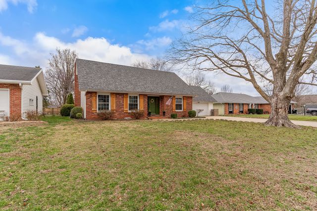 2012 E Shady Glen Drive, Springfield, MO 65804