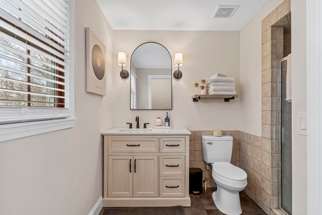 2012 E Shady Glen Drive, Springfield, MO 65804