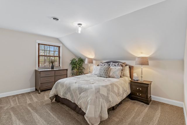 2012 E Shady Glen Drive, Springfield, MO 65804