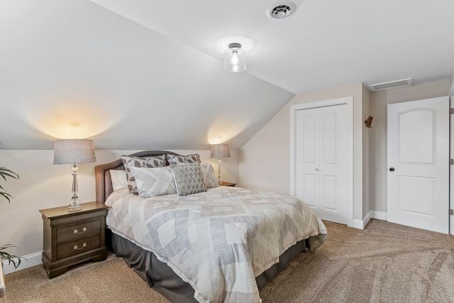 2012 E Shady Glen Drive, Springfield, MO 65804