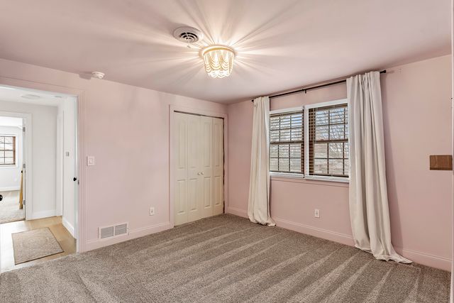 2012 E Shady Glen Drive, Springfield, MO 65804