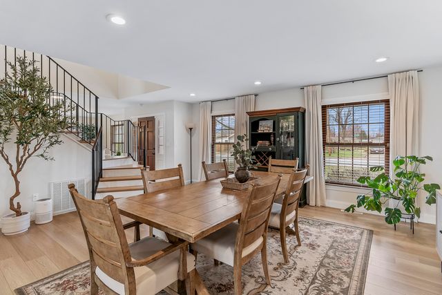 2012 E Shady Glen Drive, Springfield, MO 65804