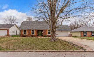 2012 E Shady Glen Drive, Springfield, MO 65804