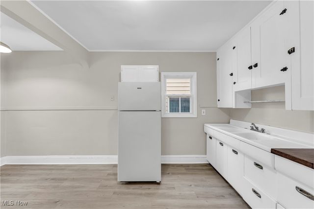 2021 Goodnor Road, Cleveland Heights, OH 44118