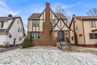 2021 Goodnor Road, Cleveland Heights, OH 44118