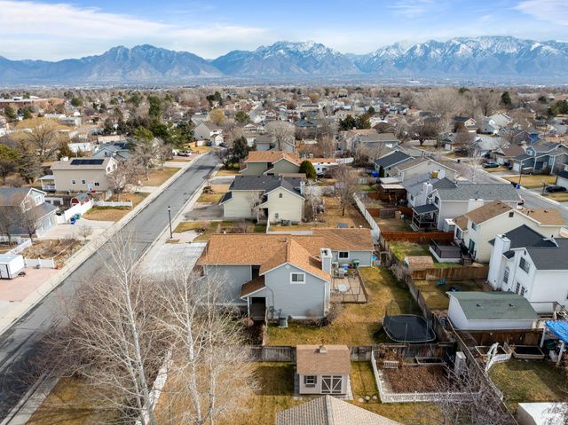 3103 W MEADOW GREEN WAY, West Jordan, UT 84088