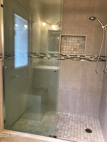 5318 W Shaw Butte Drive W, Glendale, AZ 85304