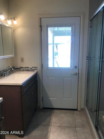 5318 W Shaw Butte Drive W, Glendale, AZ 85304