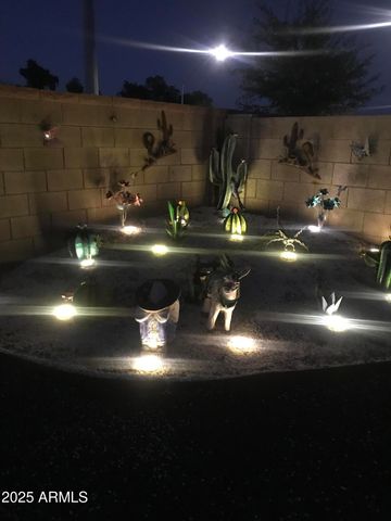 5318 W Shaw Butte Drive W, Glendale, AZ 85304