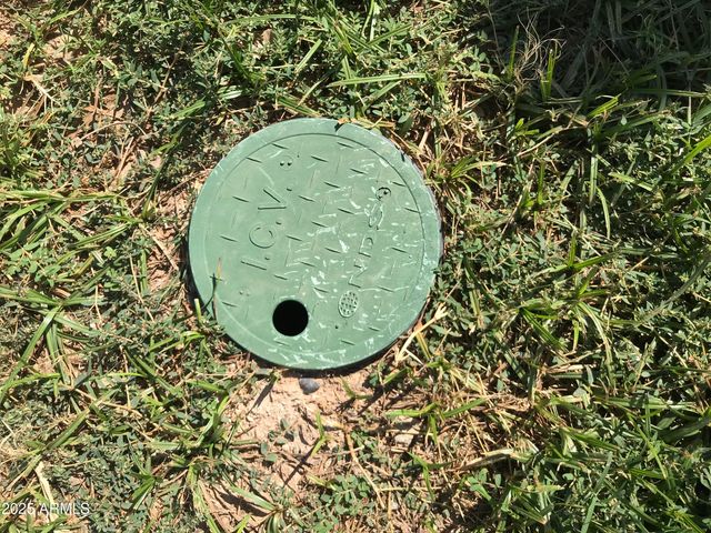 5318 W Shaw Butte Drive W, Glendale, AZ 85304