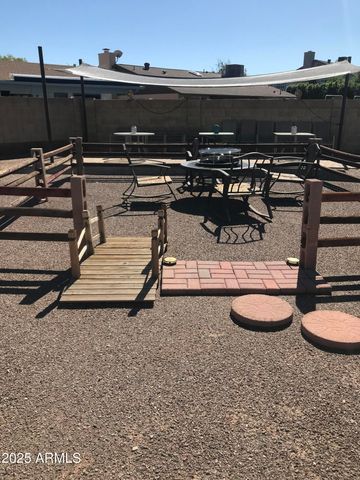 5318 W Shaw Butte Drive W, Glendale, AZ 85304