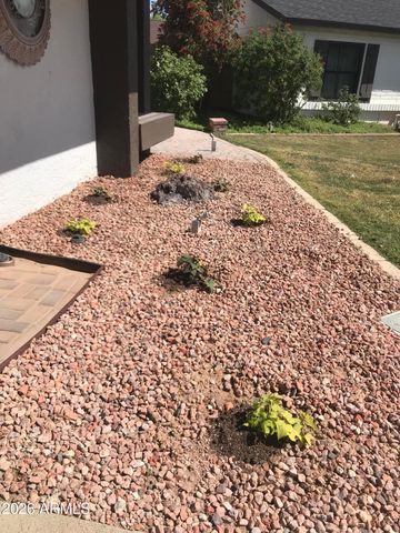 5318 W Shaw Butte Drive W, Glendale, AZ 85304