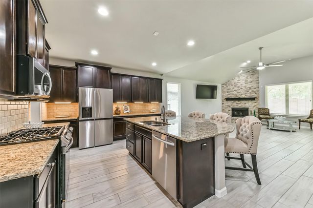 2982 Austin Breeze Lane, League City, TX 77573