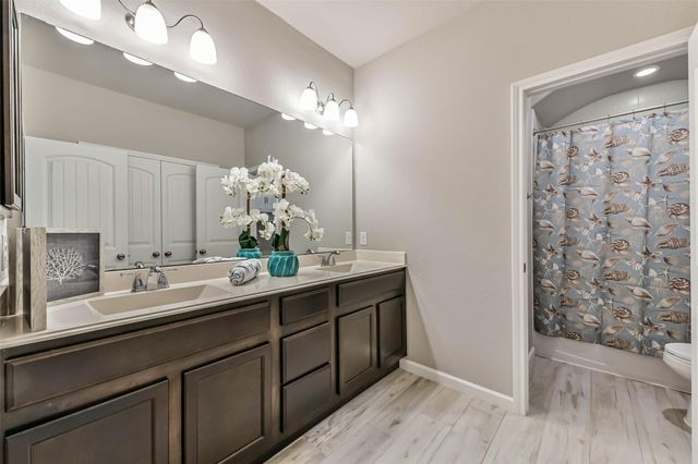 2982 Austin Breeze Lane, League City, TX 77573