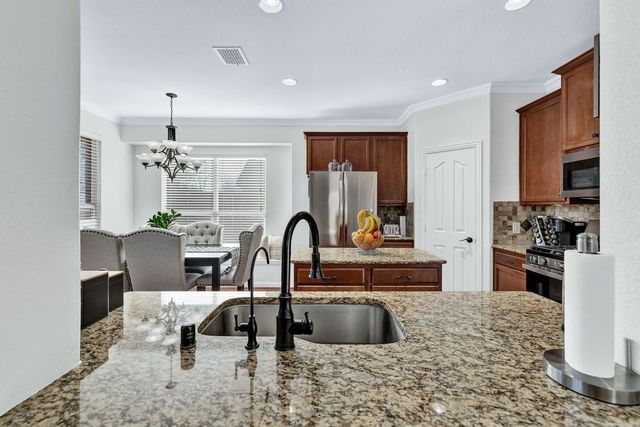 609 Arbor Glen Court, Mansfield, TX 76063