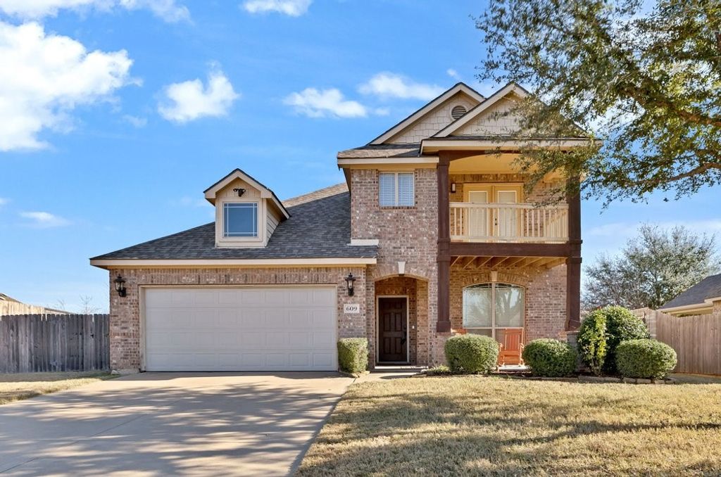 609 Arbor Glen Court, Mansfield, TX 76063