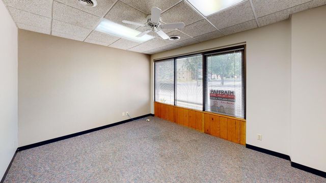 130 Willmar Avenue SE 4, Willmar, MN 56201