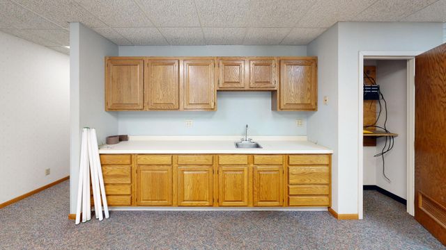 130 Willmar Avenue SE 4, Willmar, MN 56201