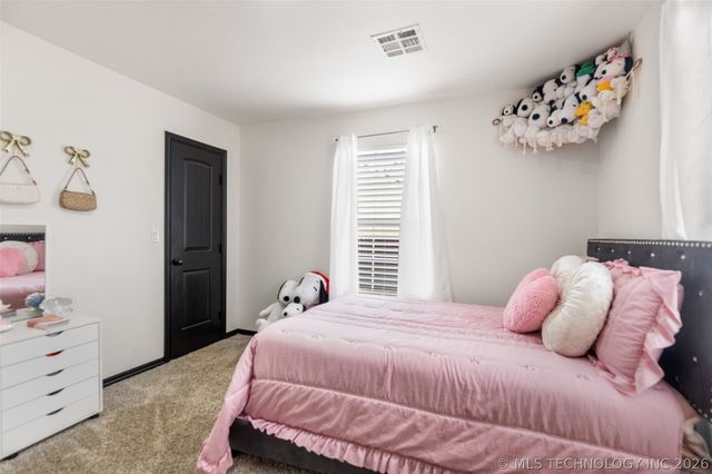 5911 E Reading Street, Tulsa, OK 74115