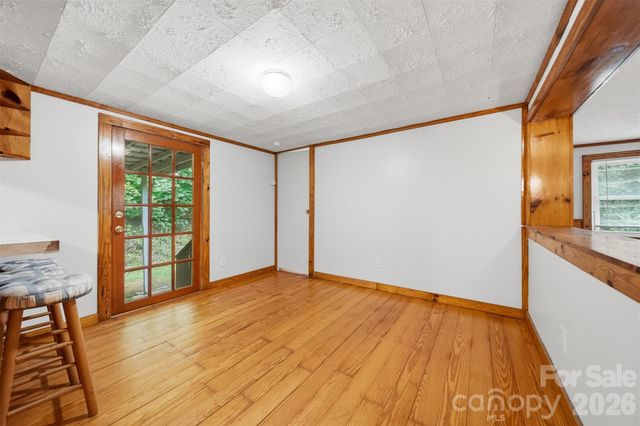 3131 Shallow Creek Road, Lenoir, NC 28645
