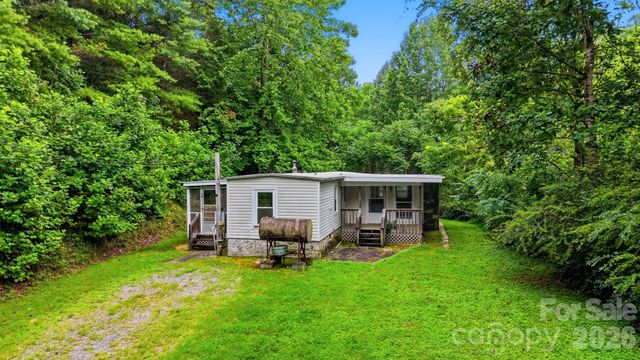 3131 Shallow Creek Road, Lenoir, NC 28645