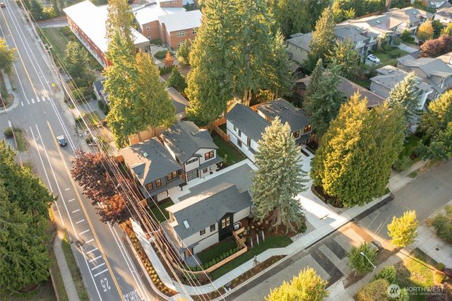 8005 131st Place NE, Kirkland, WA 98033