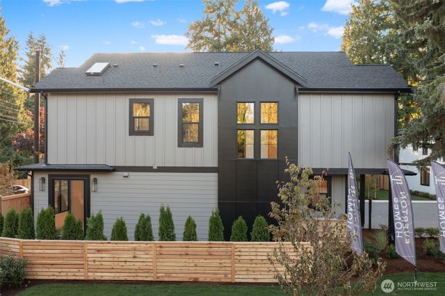 8005 131st Place NE, Kirkland, WA 98033