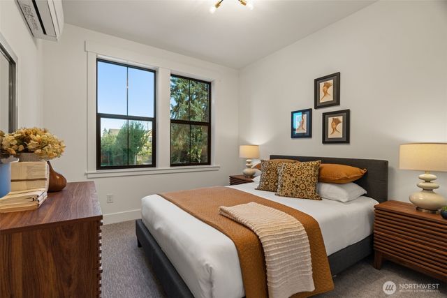 8005 131st Place NE, Kirkland, WA 98033