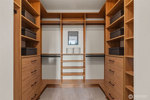 8005 131st Place NE, Kirkland, WA 98033