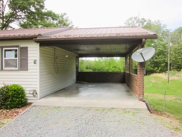 2765 HATCHETT RD, Penhook, VA 24137