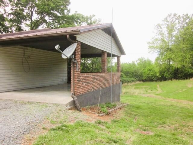 2765 HATCHETT RD, Penhook, VA 24137