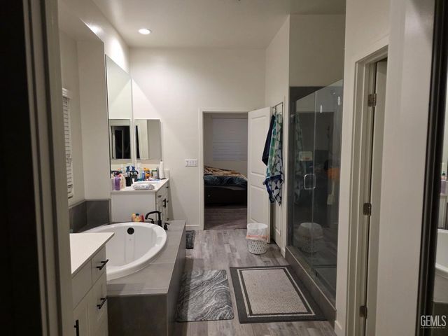 1112 Brookline Lane, Bakersfield, CA 93314