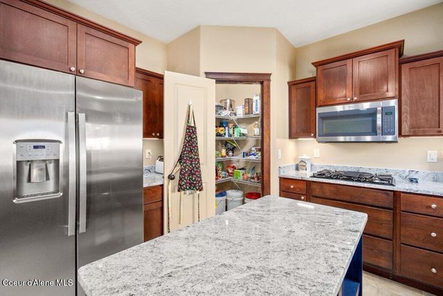 1761 W Pyrenees LOOP, Coeur D'alene, ID 83815