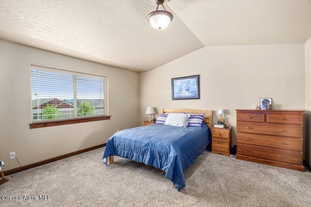 1761 W Pyrenees LOOP, Coeur D'alene, ID 83815