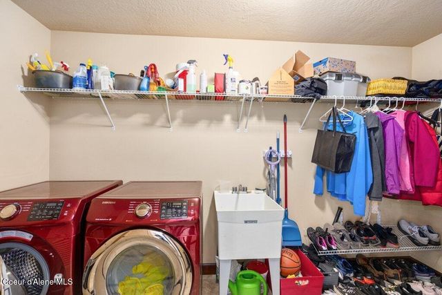 1761 W Pyrenees LOOP, Coeur D'alene, ID 83815