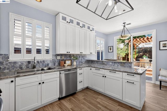 2038 Mulberry Cmn, Livermore, CA 94551