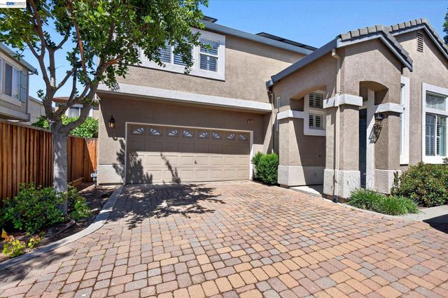 2038 Mulberry Cmn, Livermore, CA 94551