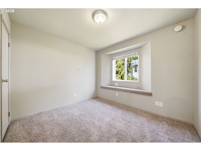 7509 Ne VANCOUVER MALL Dr C10, Vancouver, WA 98662