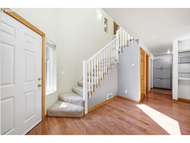 7509 Ne VANCOUVER MALL Dr C10, Vancouver, WA 98662