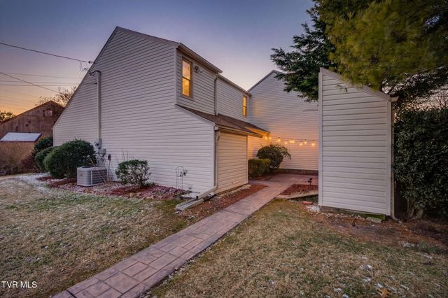 1000 Lisa Drive, Church Hill, TN 37642