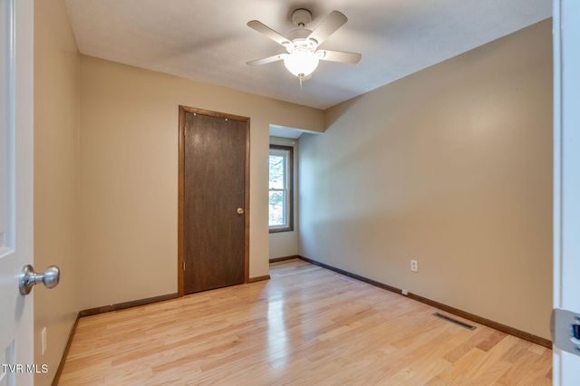 1000 Lisa Drive, Church Hill, TN 37642