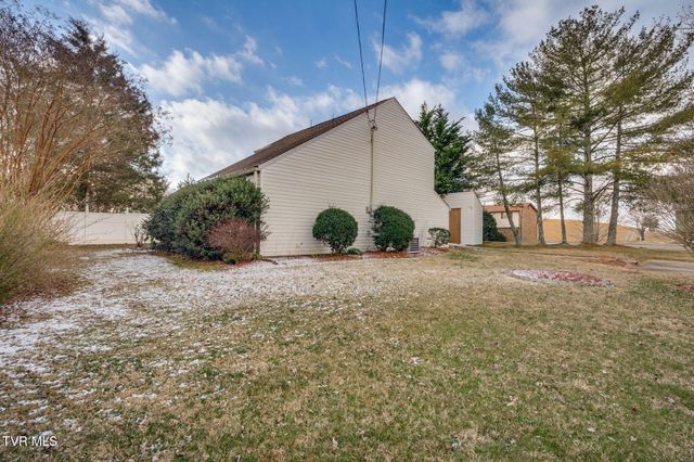 1000 Lisa Drive, Church Hill, TN 37642