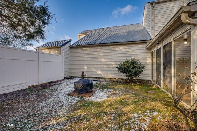 1000 Lisa Drive, Church Hill, TN 37642