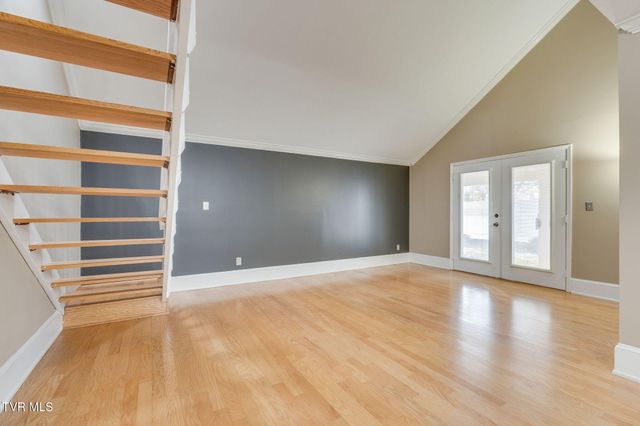 1000 Lisa Drive, Church Hill, TN 37642