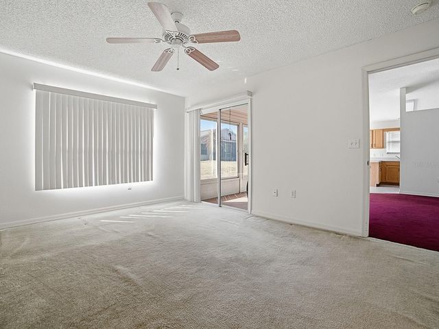 752 OLD OAKS LANE, Leesburg, FL 34748