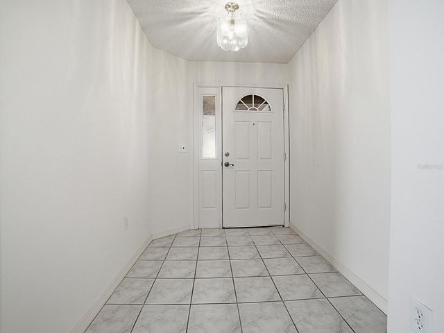 752 OLD OAKS LANE, Leesburg, FL 34748